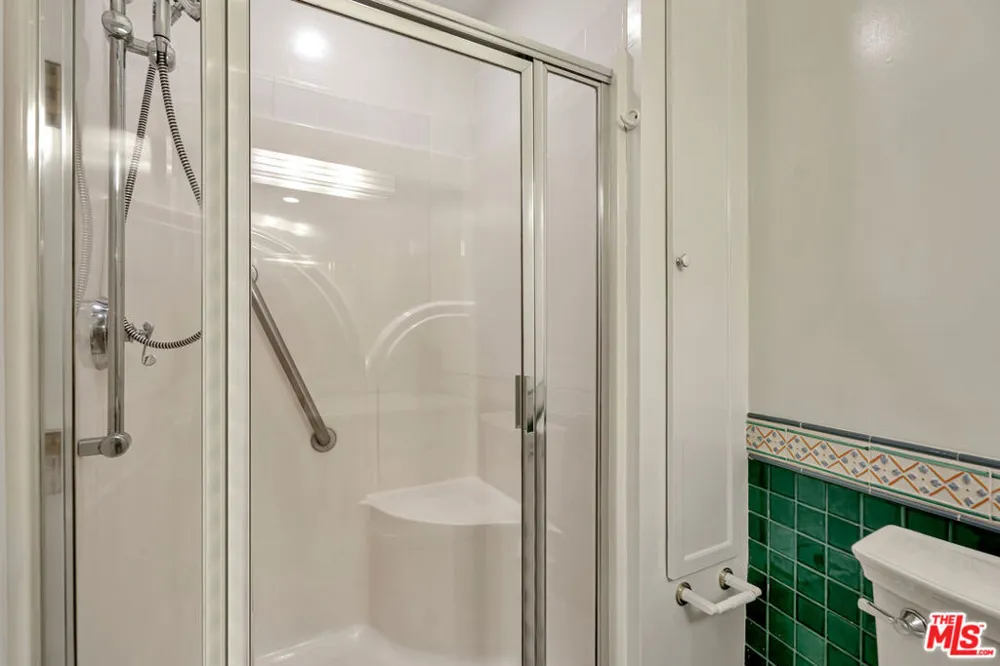 1351 Palisades Beach Road #200 Santa Monica, CA 90401