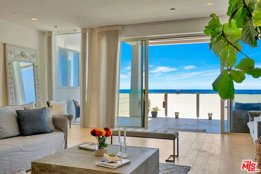 1351 Palisades Beach Road #200 Santa Monica, CA 90401