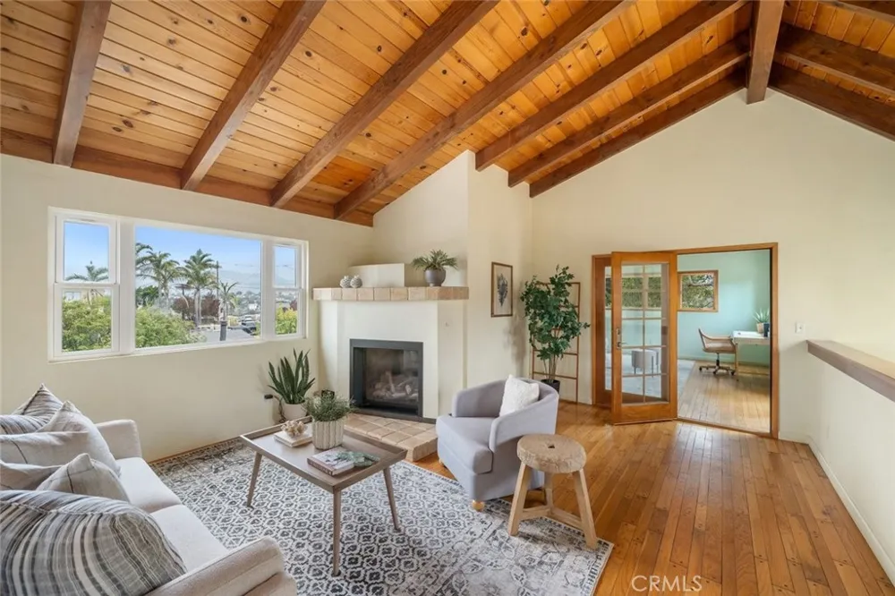 1050 Pismo Ave Los Osos, CA 93402