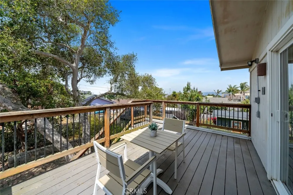 1050 Pismo Ave Los Osos, CA 93402