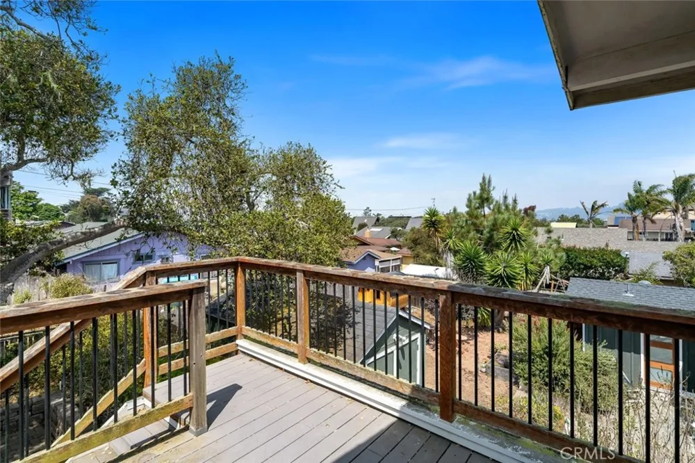 1050 Pismo Ave Los Osos, CA 93402