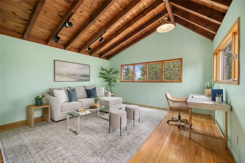 1050 Pismo Ave Los Osos, CA 93402