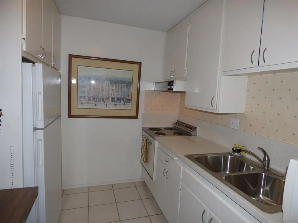 1645 Emerald Street #2C San Diego, CA 92109