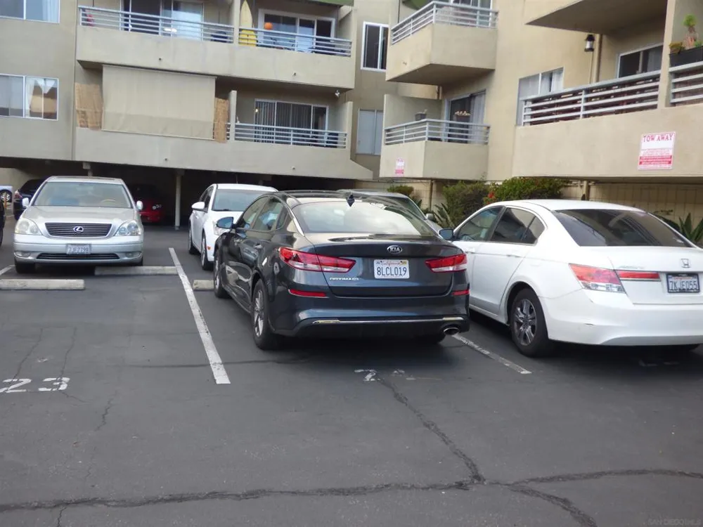 1645 Emerald Street #2C San Diego, CA 92109