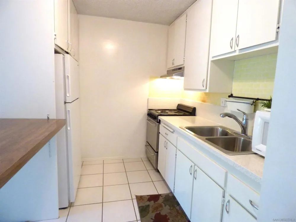 1645 Emerald Street #2C San Diego, CA 92109