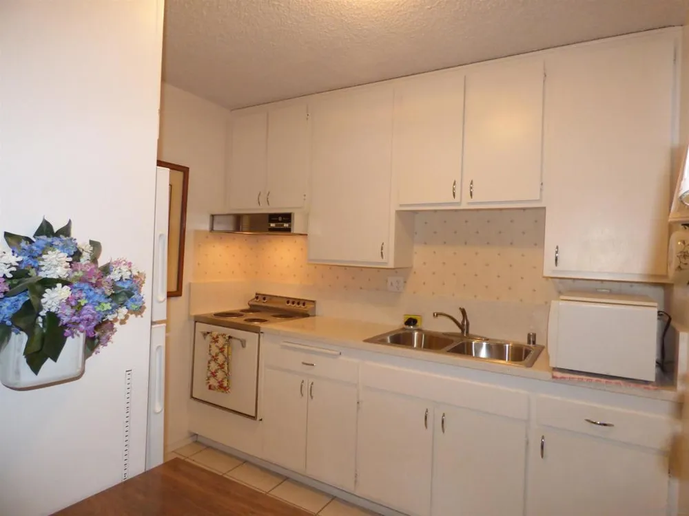 1645 Emerald Street #2C San Diego, CA 92109