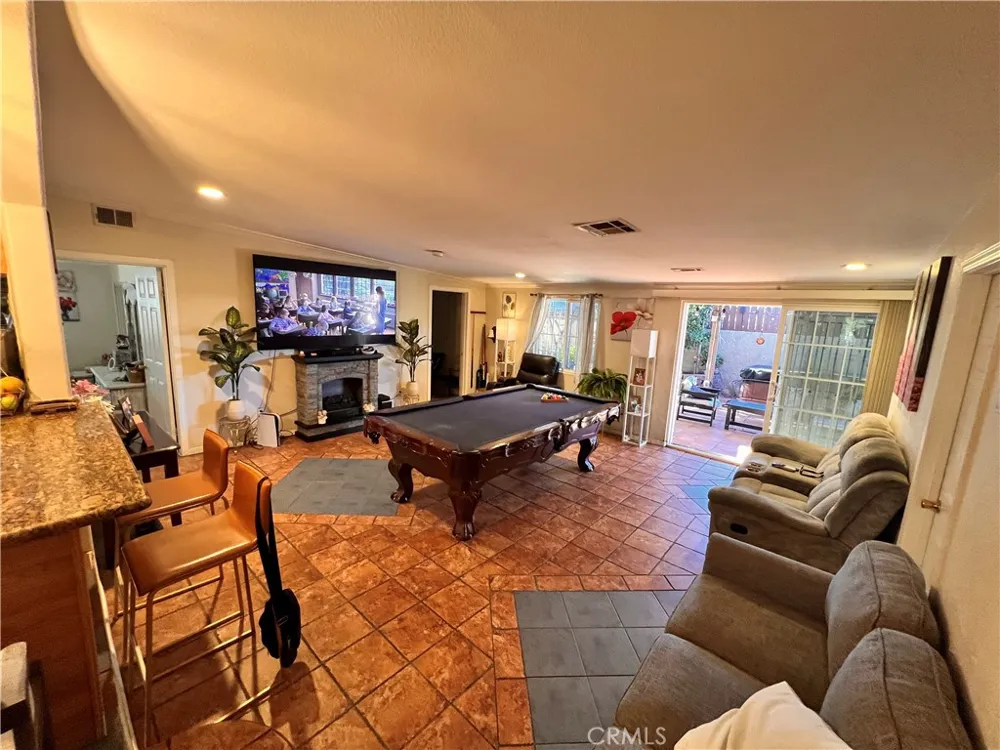 4815 Olanda Lynwood, CA 90262