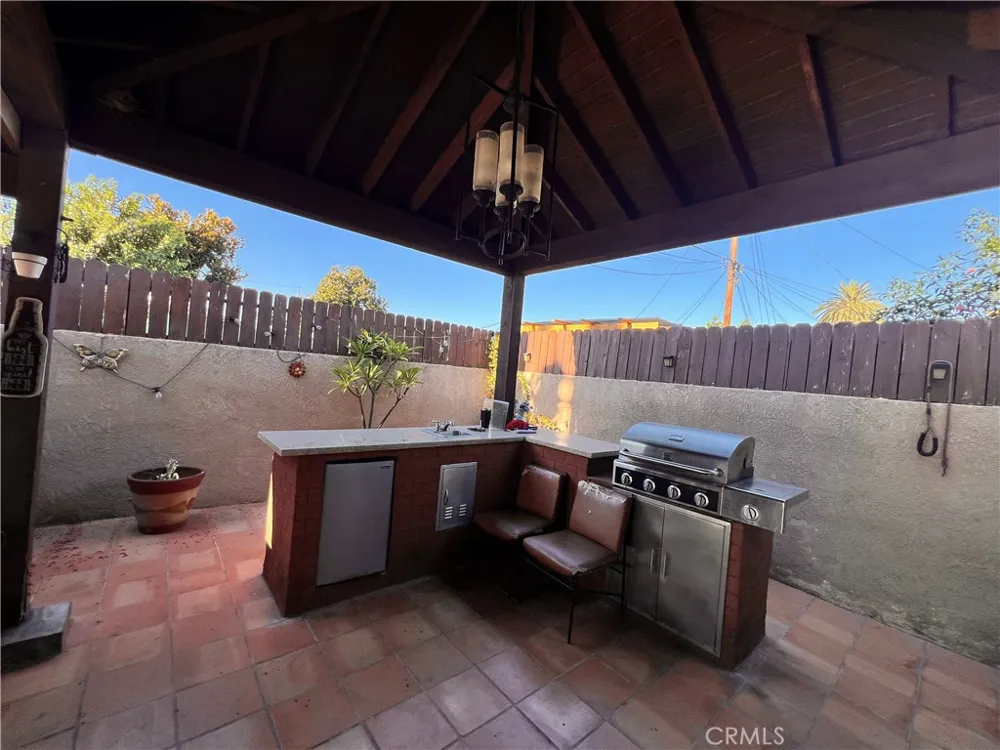 4815 Olanda Lynwood, CA 90262