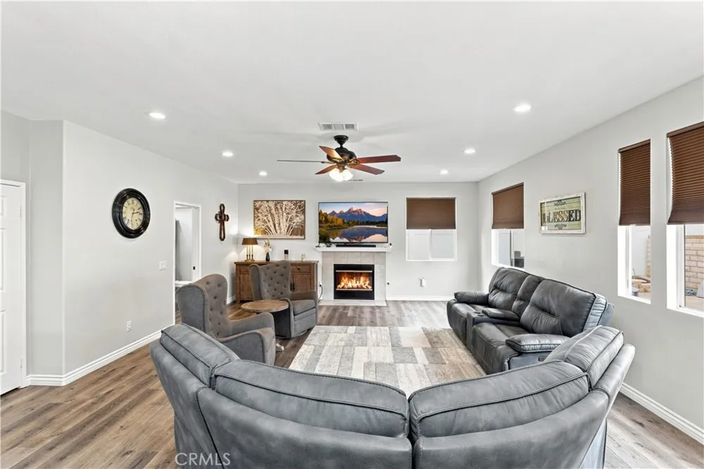 2959 Stonewall Corona, CA 92882
