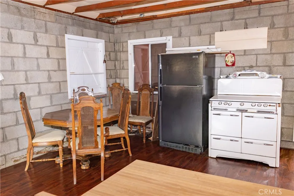 3728 Oak Meadow Lake Isabella, CA 93240