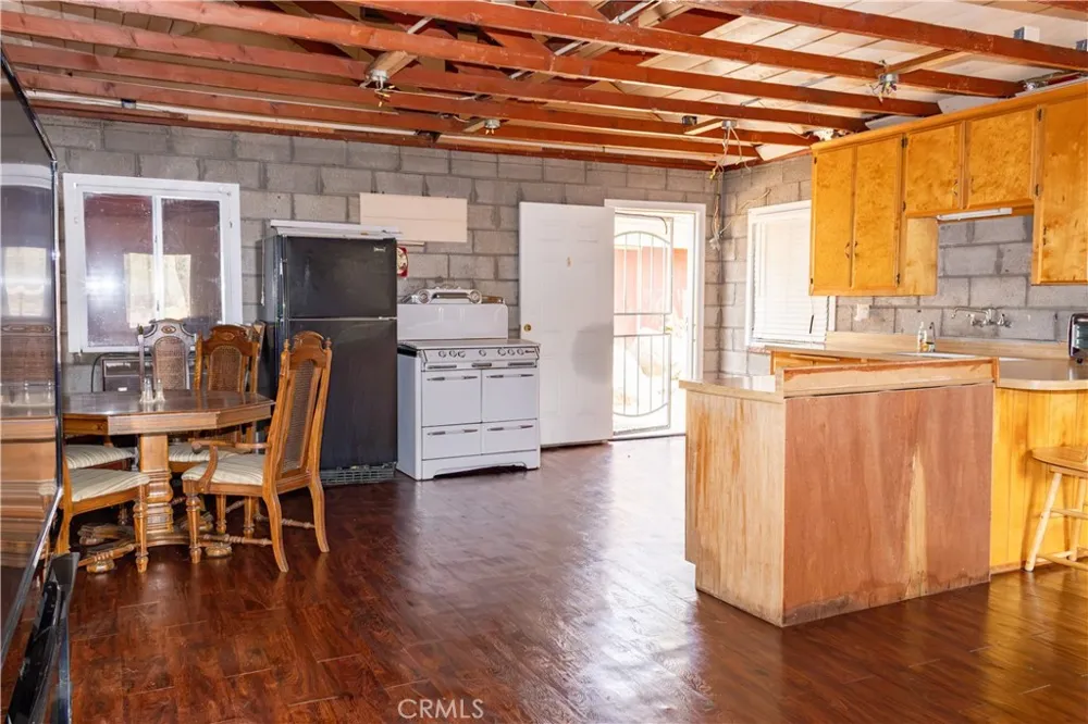 3728 Oak Meadow Lake Isabella, CA 93240