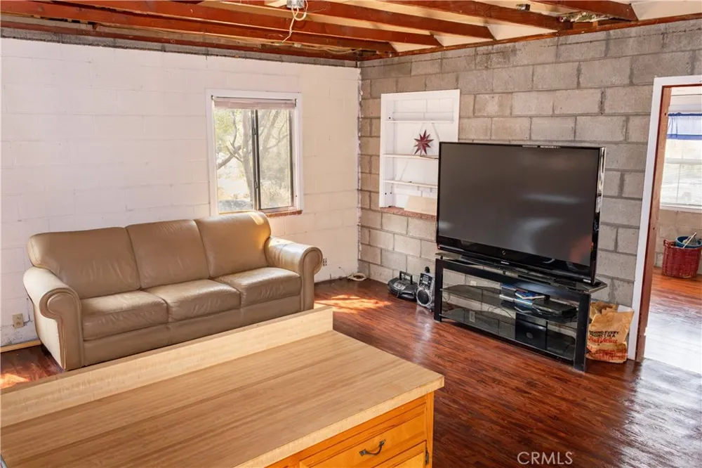 3728 Oak Meadow Lake Isabella, CA 93240