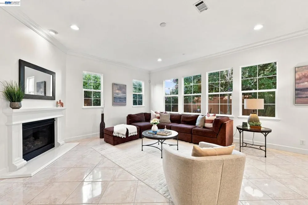 4568 Martin St Union City, CA 94587
