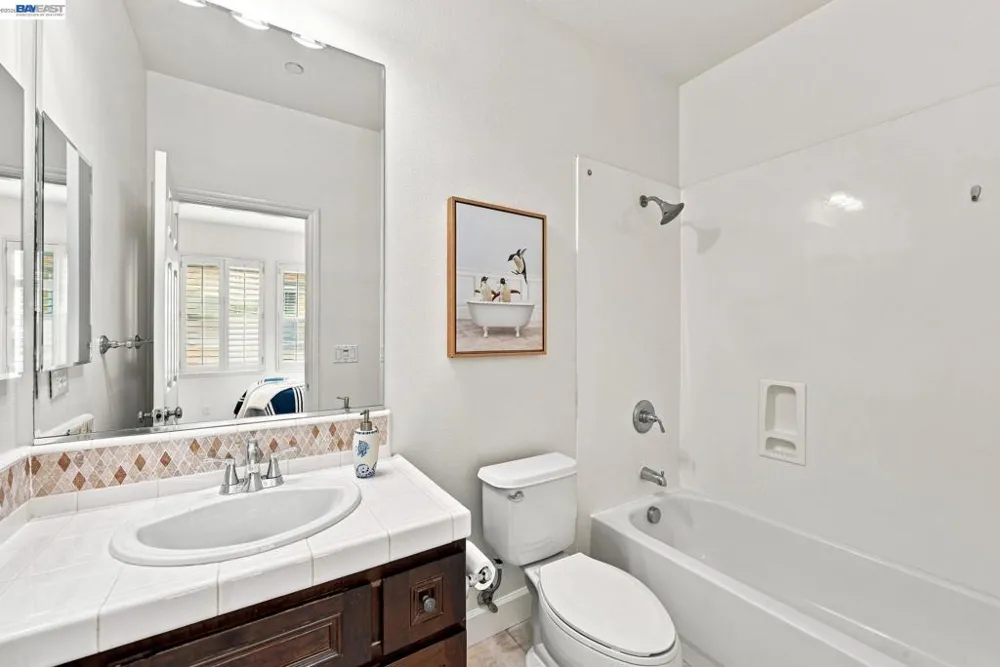 4568 Martin St Union City, CA 94587
