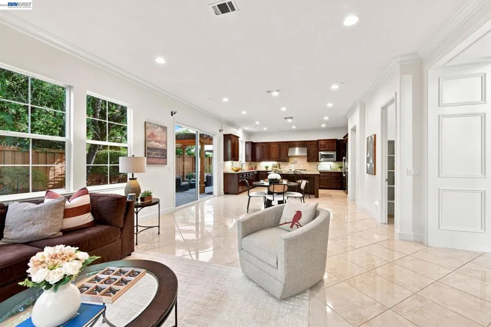 4568 Martin St Union City, CA 94587