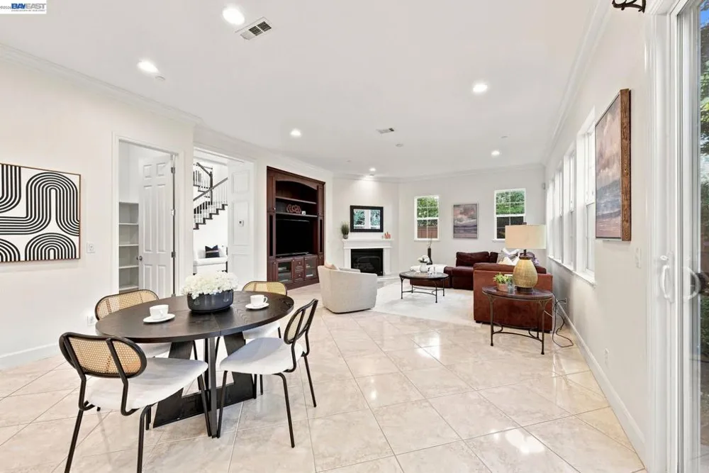 4568 Martin St Union City, CA 94587