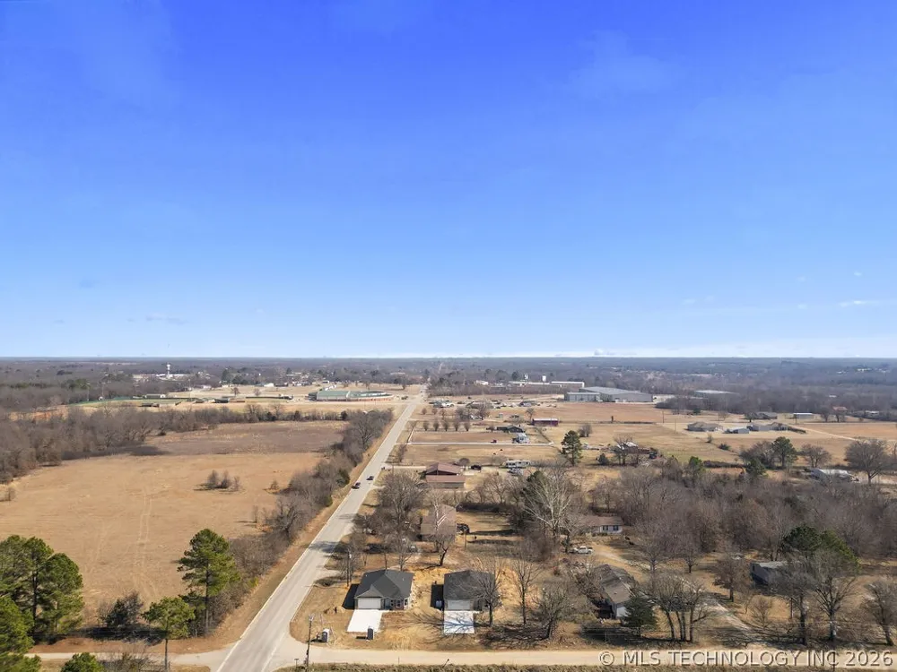 5010 S Mockingbird Atoka, OK 74525