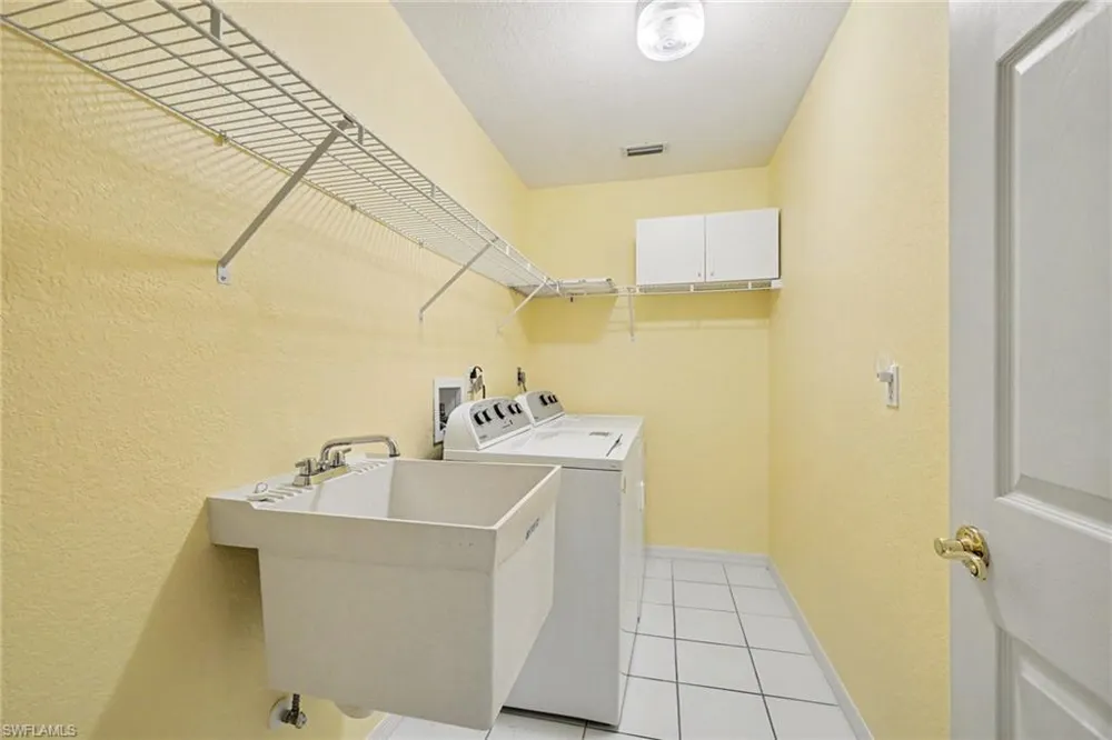 511 Trafalgar Parkway Cape Coral, FL 33991