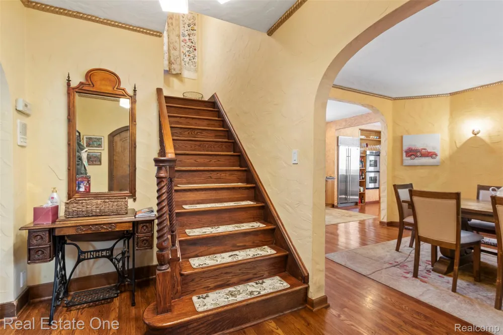 939 S HIGHLAND STREET Dearborn City, MI 48124