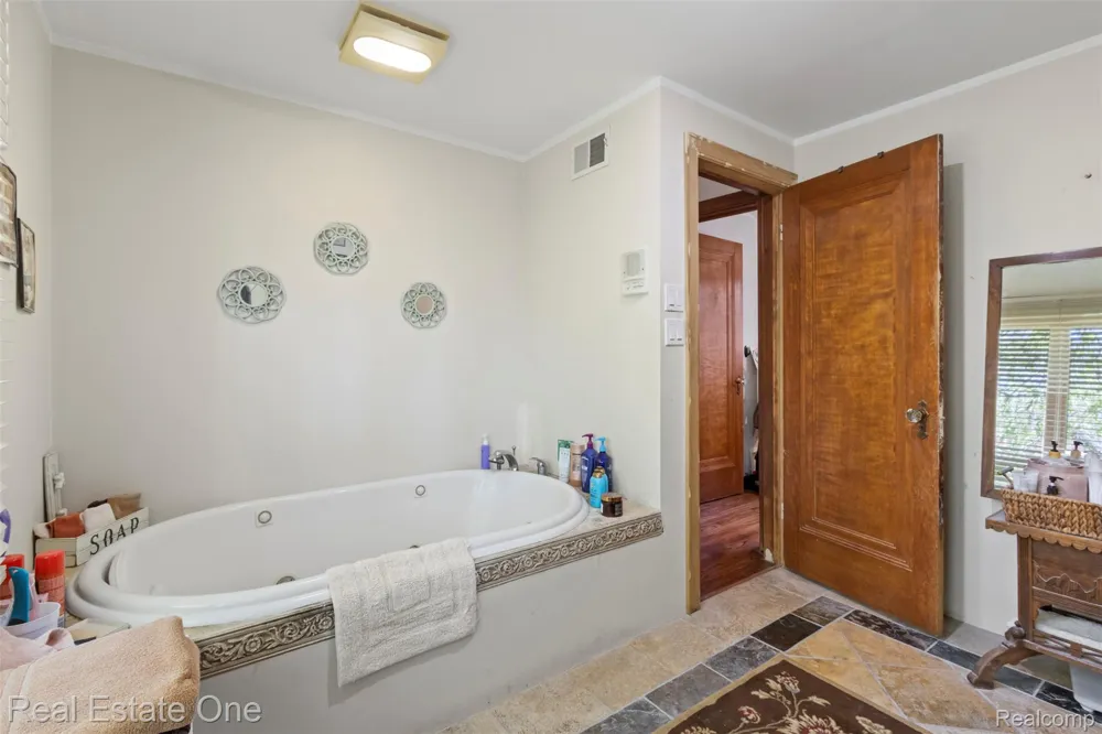 939 S HIGHLAND STREET Dearborn City, MI 48124