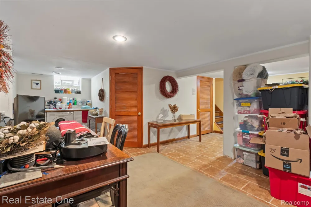 939 S HIGHLAND STREET Dearborn City, MI 48124