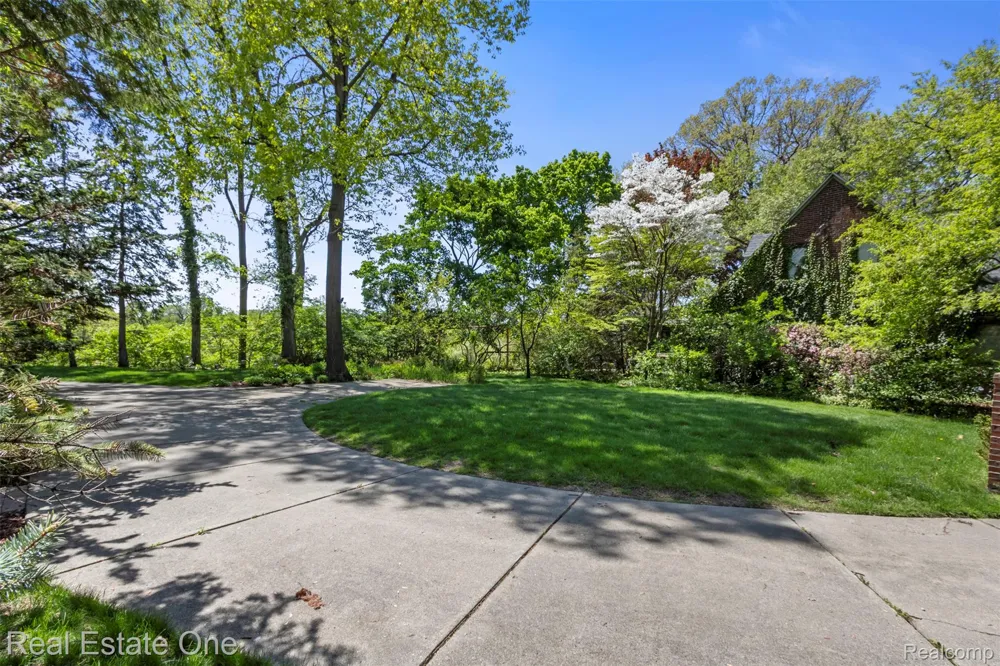 939 S HIGHLAND STREET Dearborn City, MI 48124