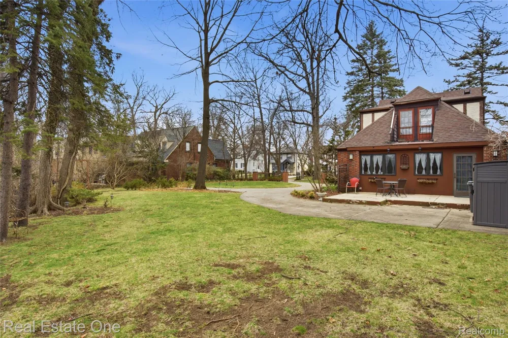 939 S HIGHLAND STREET Dearborn City, MI 48124