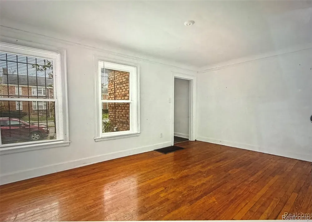 1946 Ewald Circle Detroit City, MI 48238