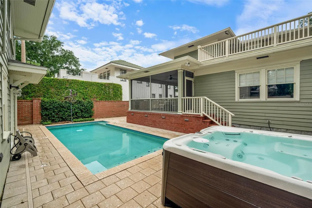450 CHEROKEE DRIVE Orlando, FL 32801