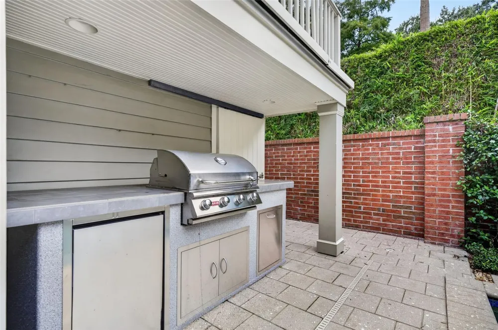 450 CHEROKEE DRIVE Orlando, FL 32801
