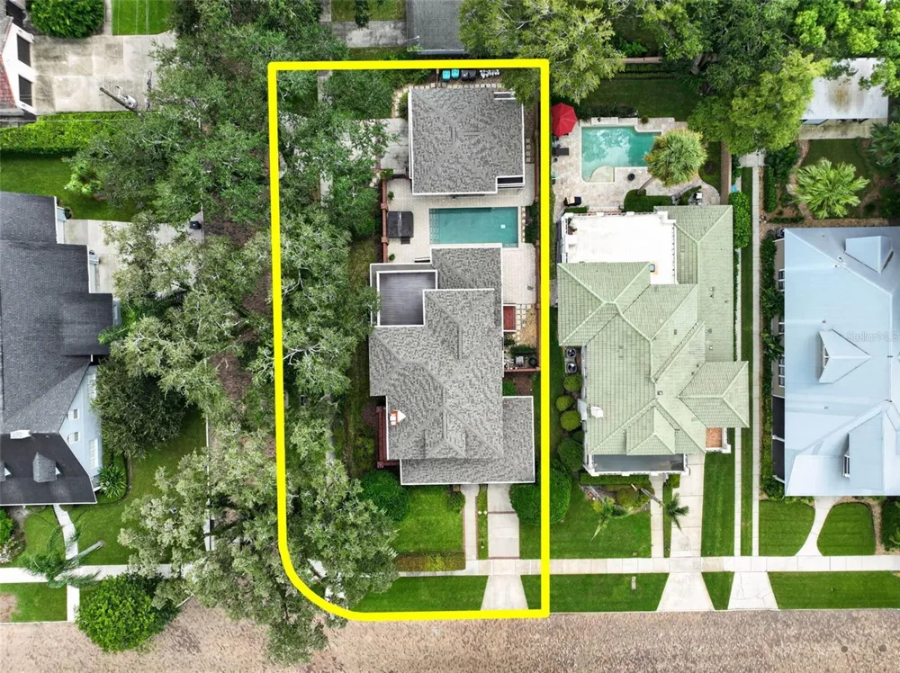 450 CHEROKEE DRIVE Orlando, FL 32801
