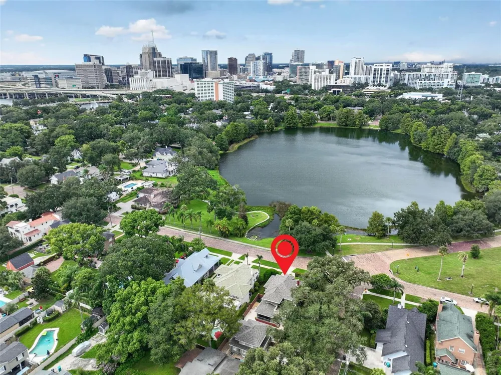 450 CHEROKEE DRIVE Orlando, FL 32801