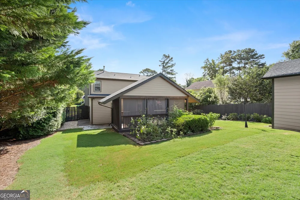 2431 Stonebridge LN Duluth, GA 30096