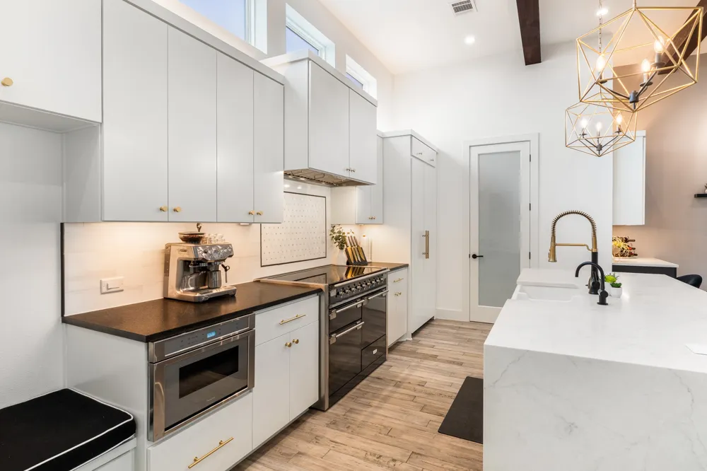 13412 Galleria Circle Austin, TX 78738