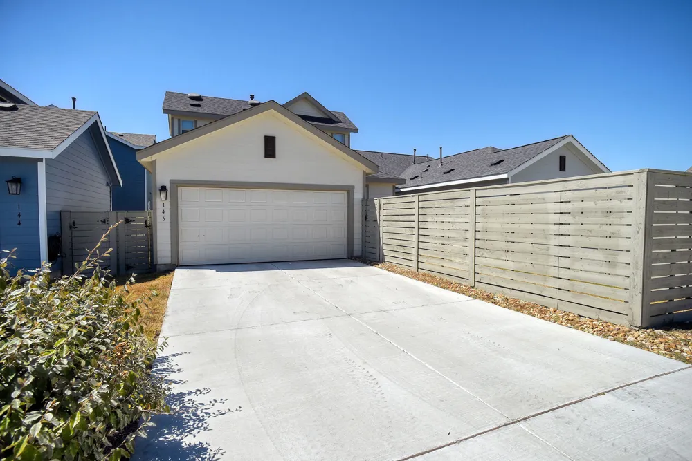 146 Weaver Lane Bastrop, TX 78602