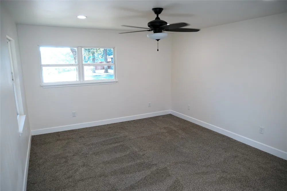 17 Circle Drive Denison, TX 75021
