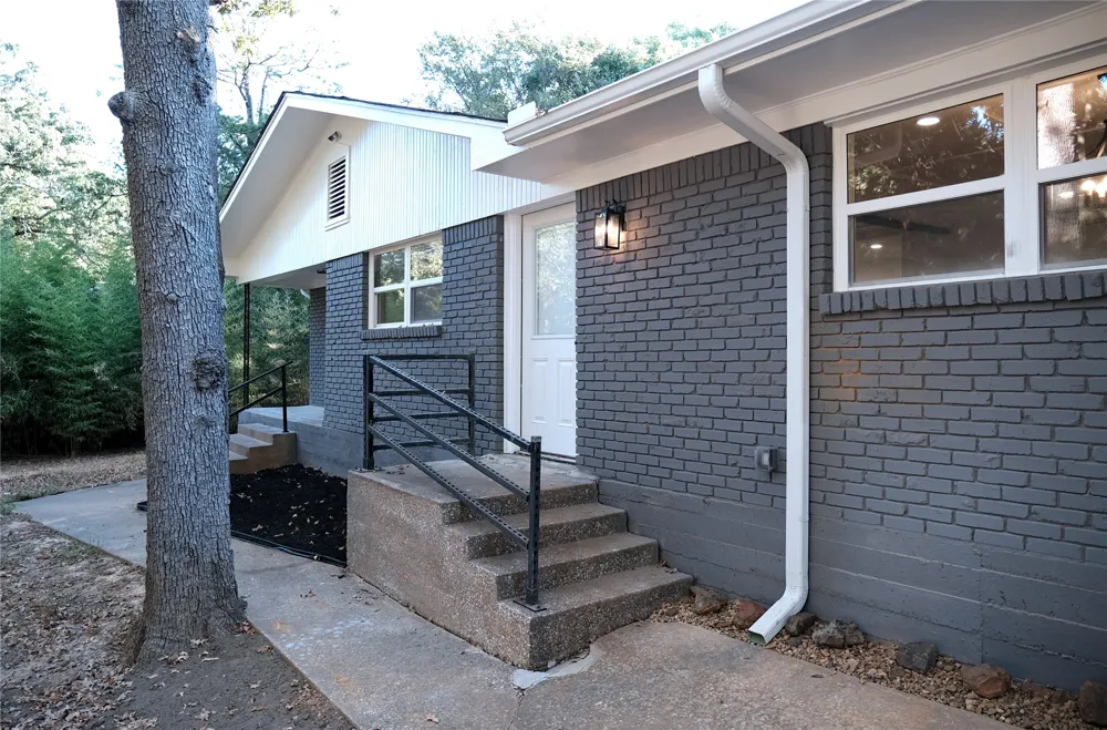 17 Circle Drive Denison, TX 75021