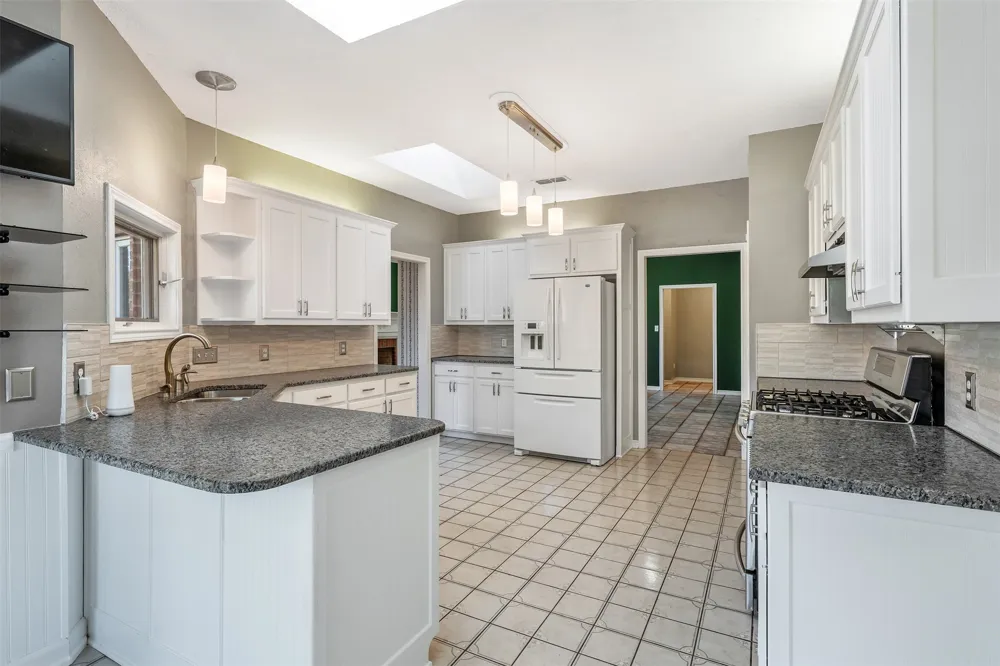 11232 Chasewood Tyler, TX 75703