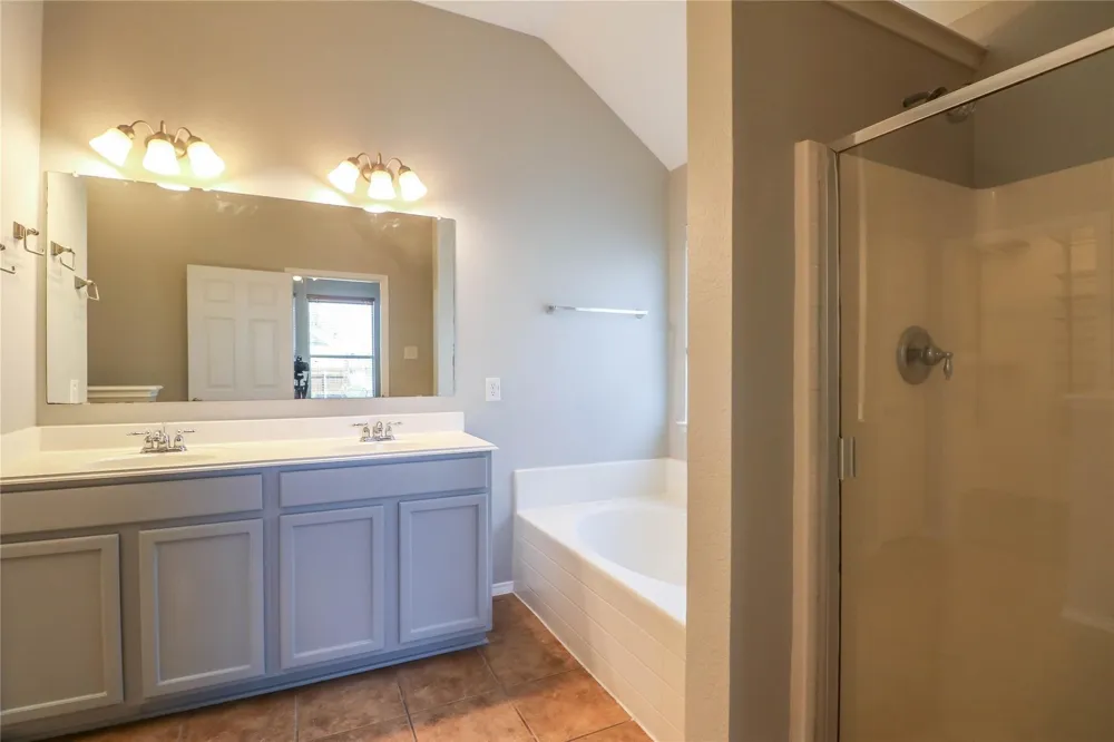 5117 Gadsden Avenue Fort Worth, TX 76244