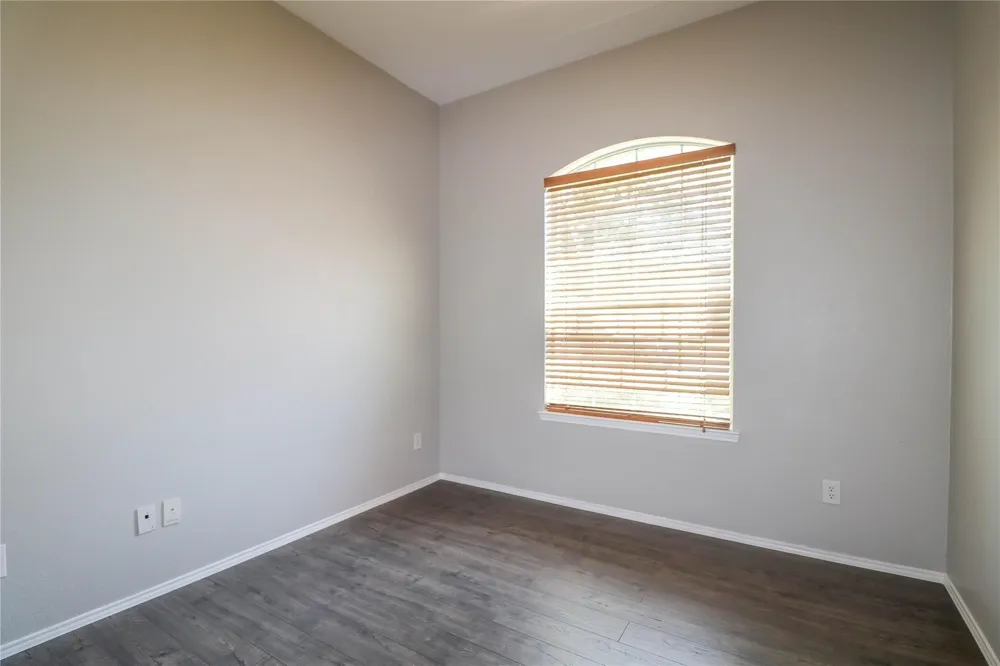 5117 Gadsden Avenue Fort Worth, TX 76244