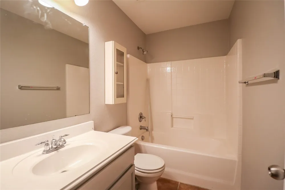 5117 Gadsden Avenue Fort Worth, TX 76244
