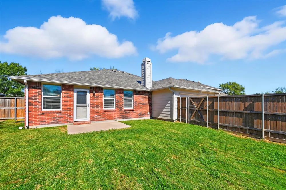 2932 Reata Drive Wylie, TX 75098