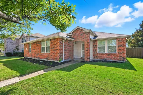 2932 Reata Drive