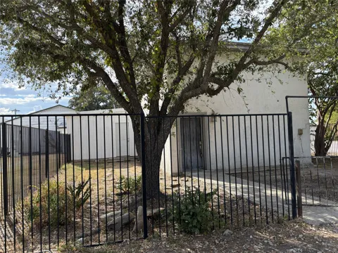 1340 E State Highway 276