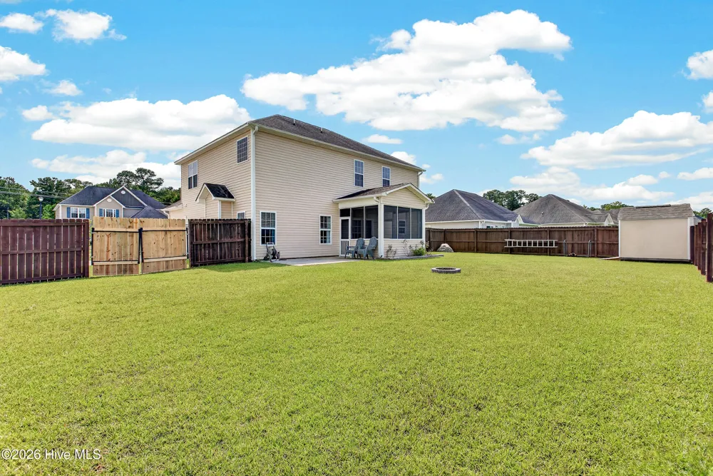 138 Cavalier Drive Jacksonville, NC 28546