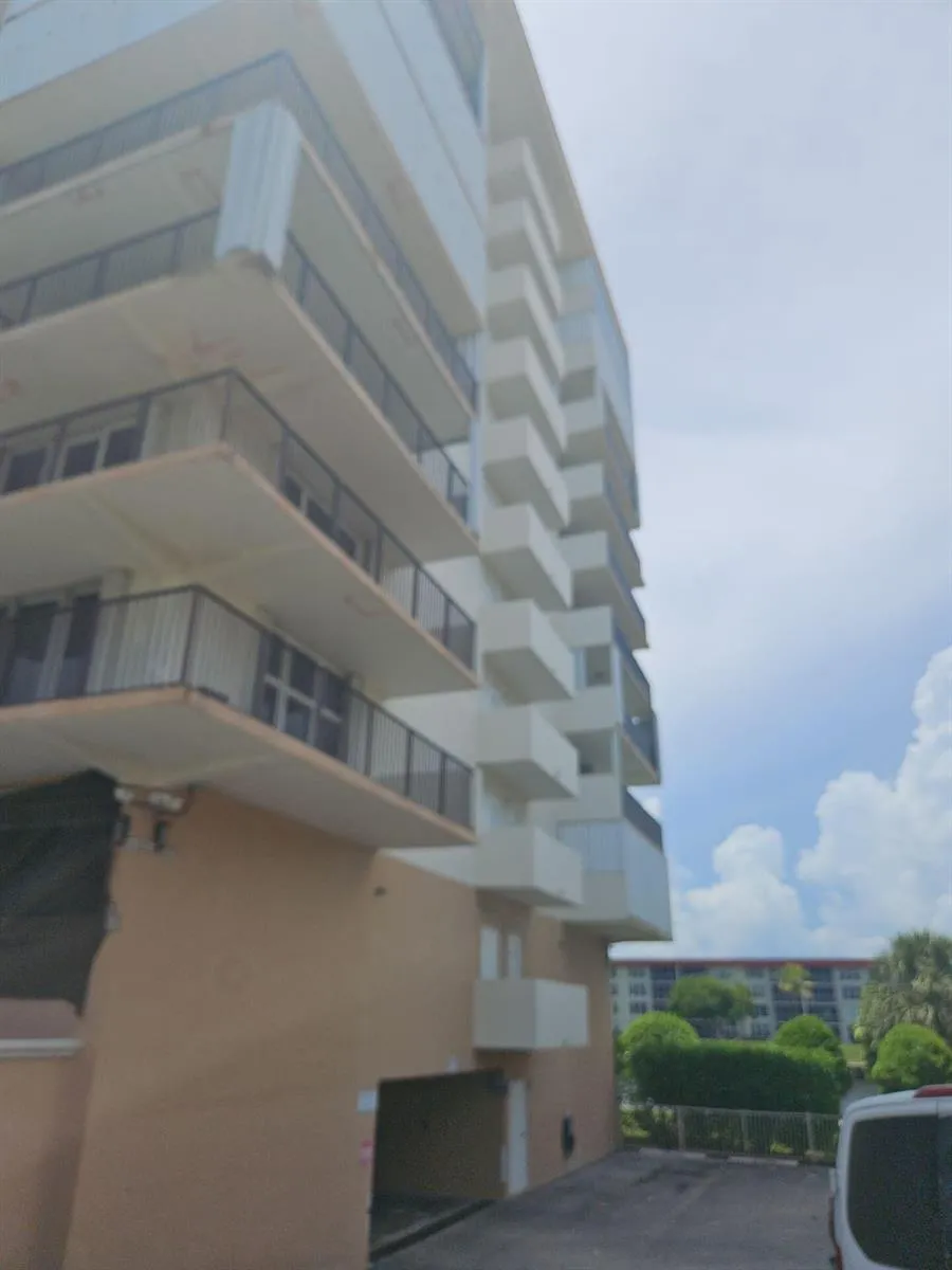 1150 Hillsboro Mile #812 Hillsboro Beach, FL 33062