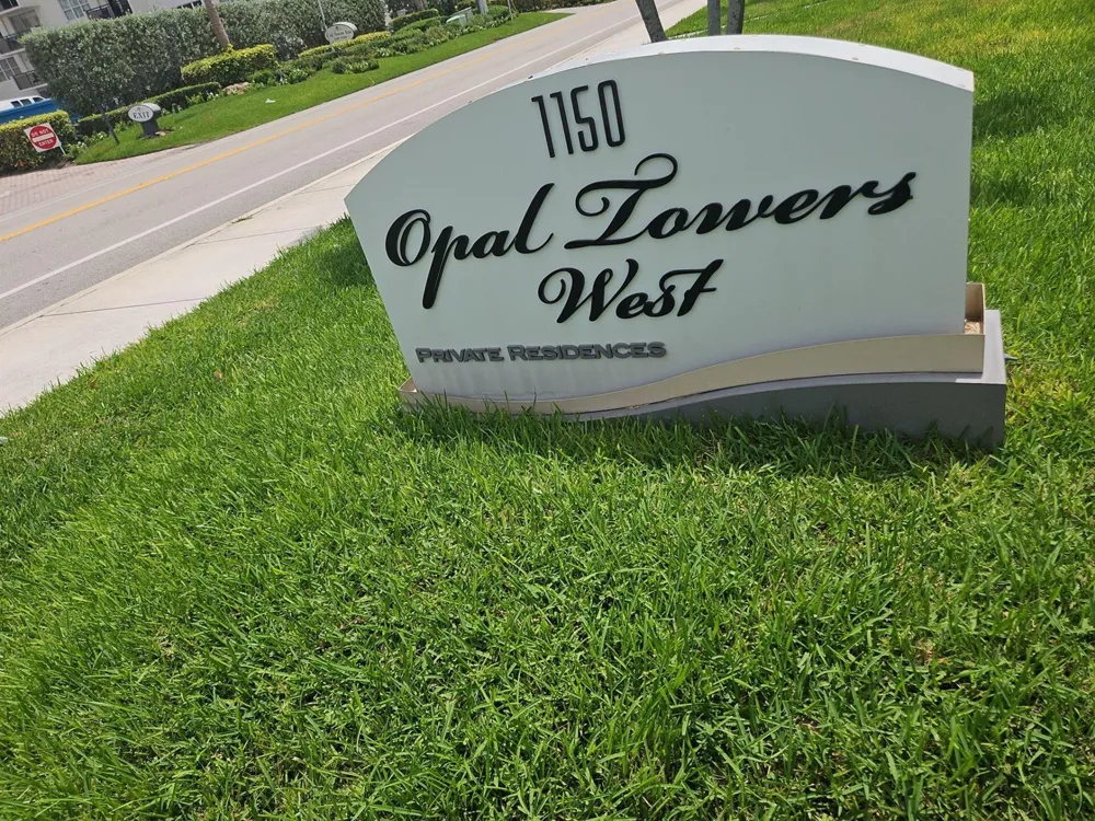 1150 Hillsboro Mile #812 Hillsboro Beach, FL 33062