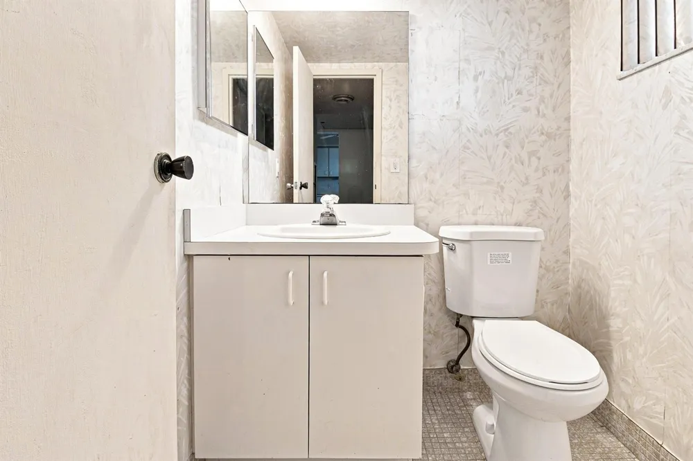 8321 Sands Point Boulevard #D305 Tamarac, FL 33321