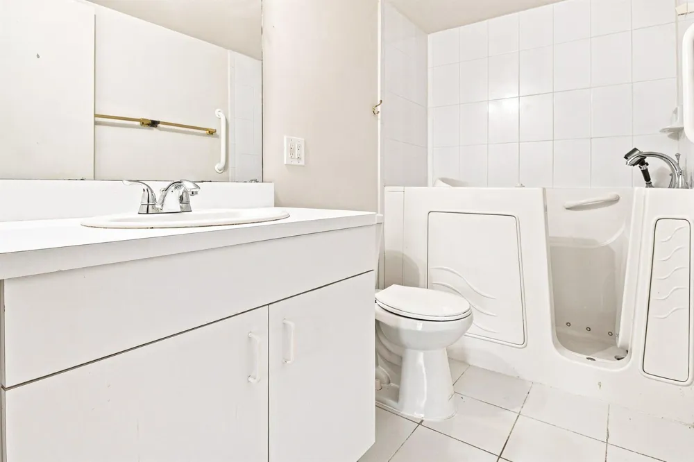 8321 Sands Point Boulevard #D305 Tamarac, FL 33321