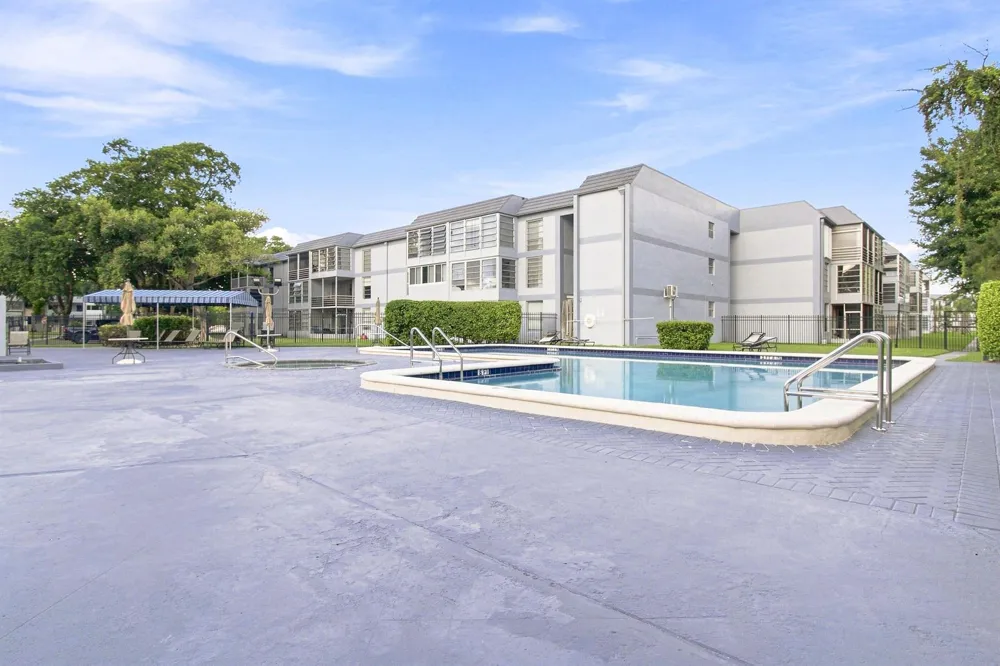 8321 Sands Point Boulevard #D305 Tamarac, FL 33321